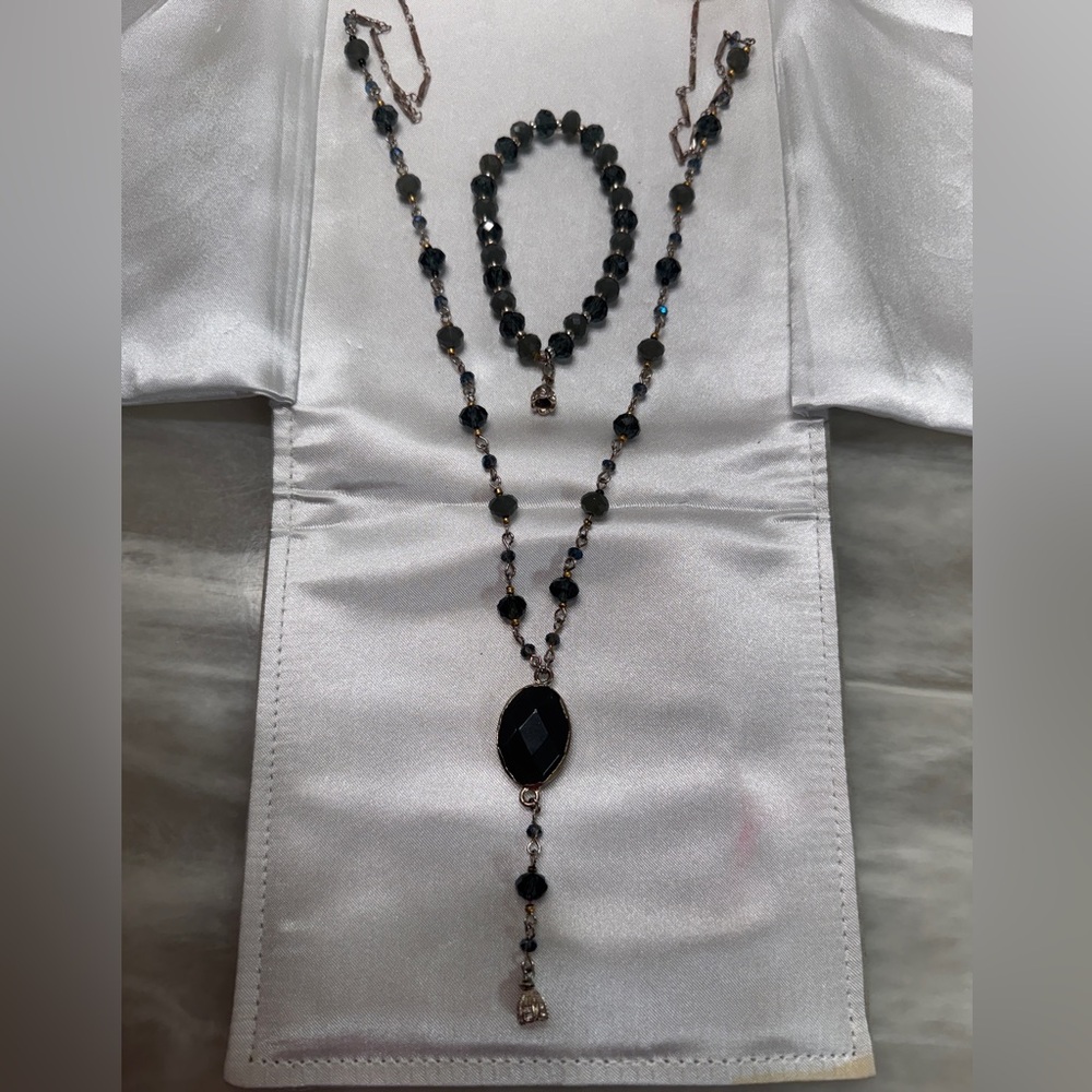 Elegant Black Beaded Necklace & Bracelet Set